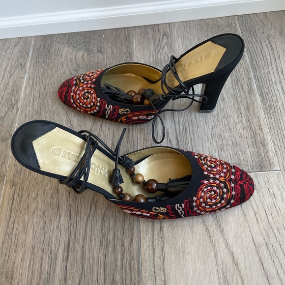 Givenchy Muti-coloured Embroidered Heels with Leather Lace-Up Straps - Picture 4 of 8